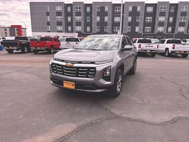 Used 2025 Chevrolet Equinox LT