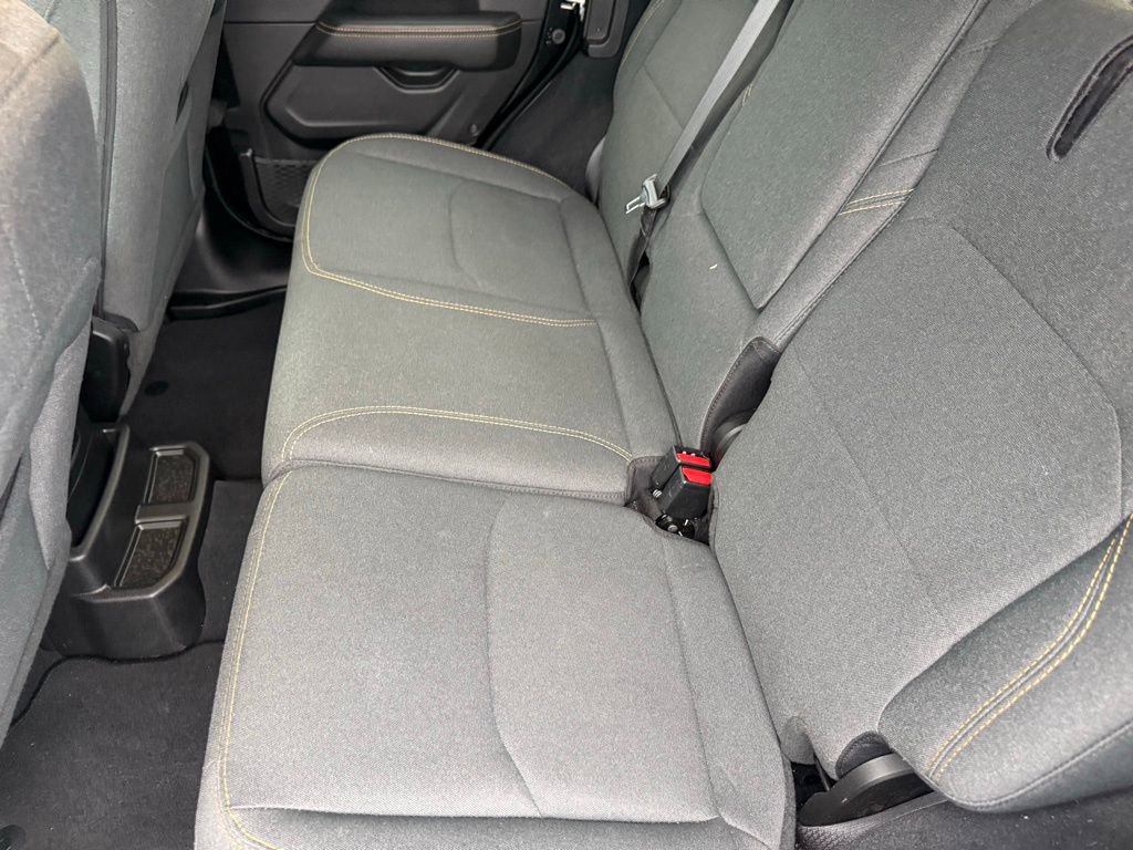 Used 2025 Jeep Wrangler Unlimited Sahara image 28