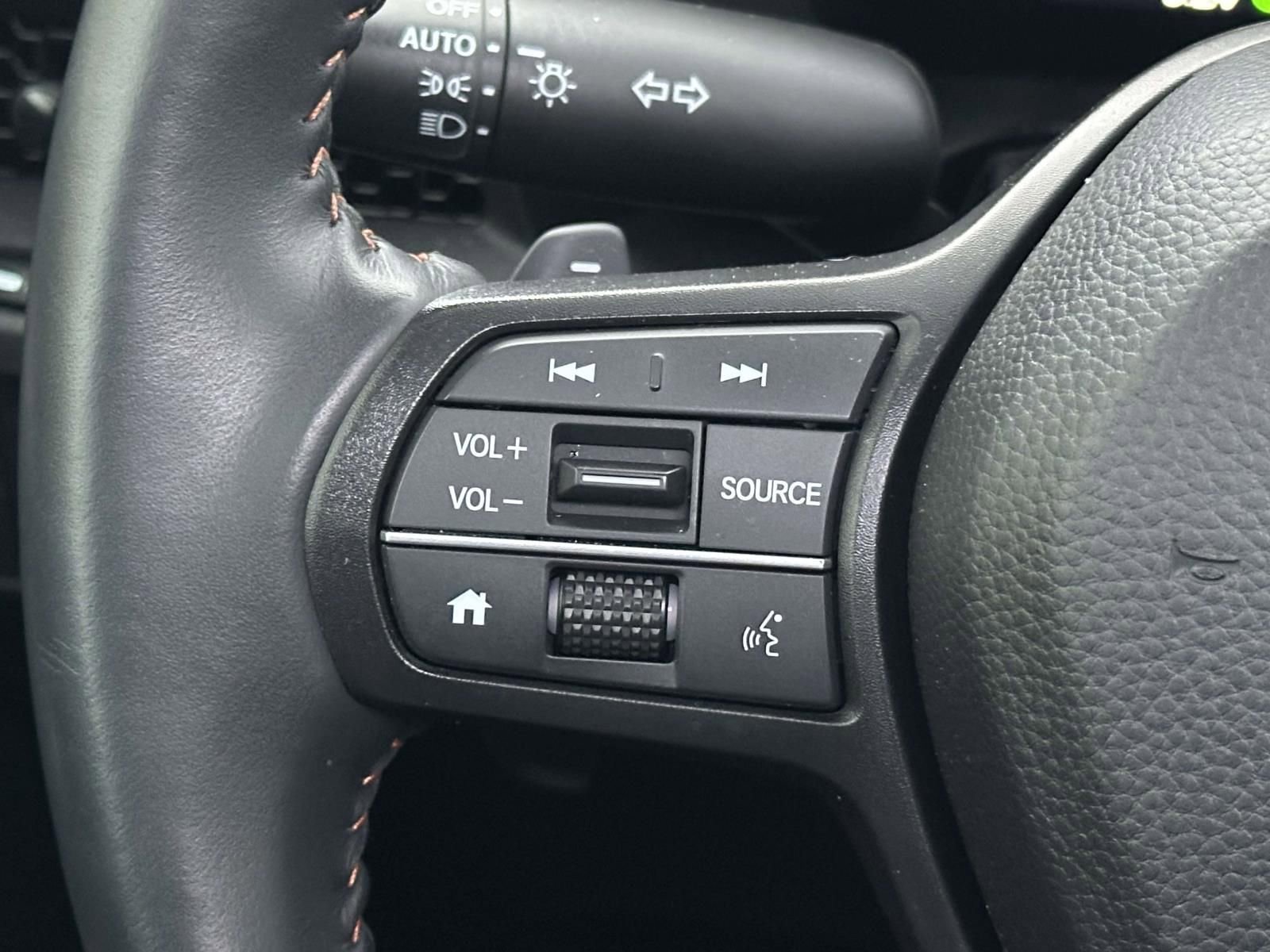 Used 2025 Honda CR-V Sport image 23