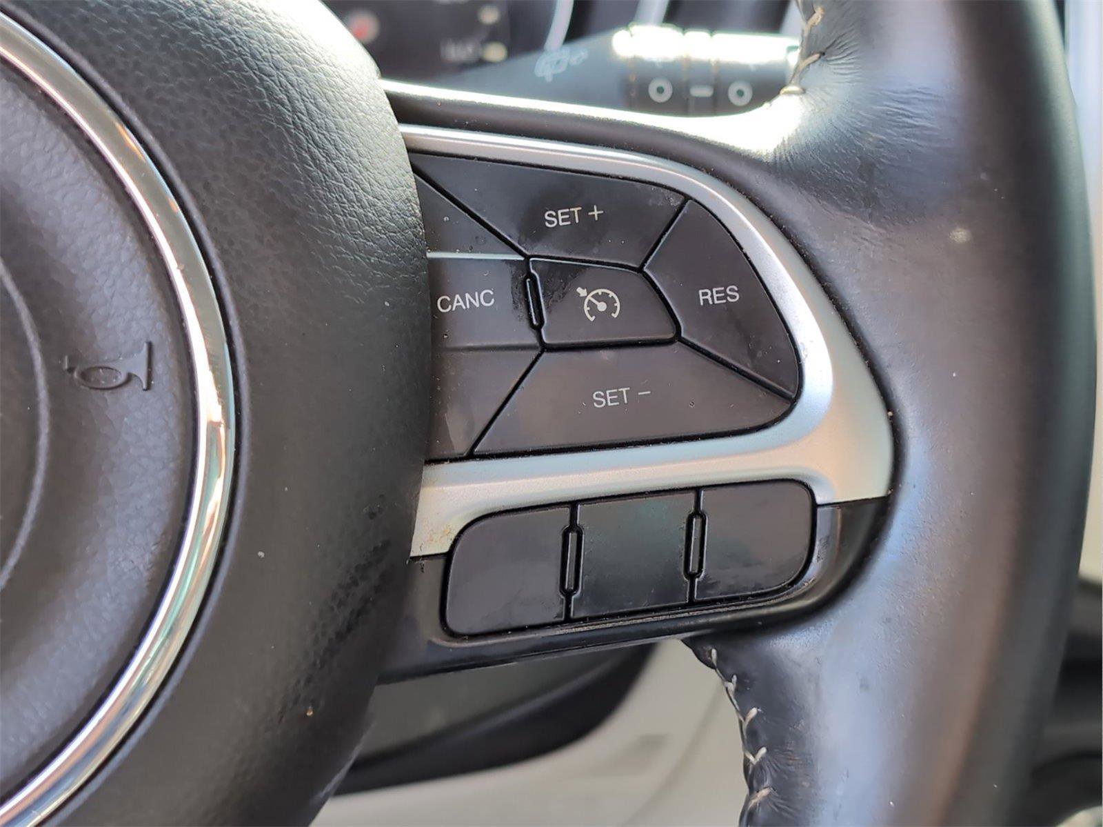 Used 2018 Jeep Compass Latitude w/ Popular Equipment Group image 28