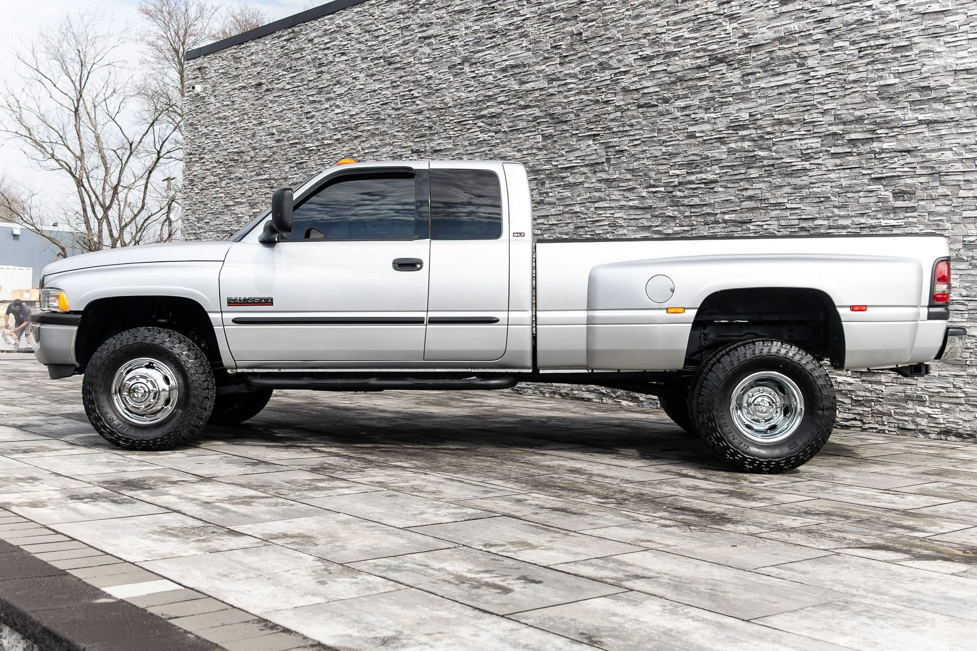 Used 2001 Dodge Ram 3500 Truck 4x4 Quad Cab image 15