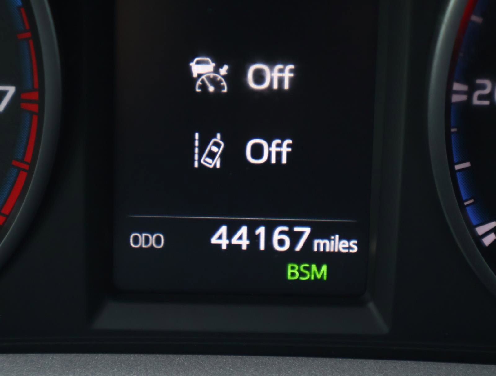 Used 2017 Toyota RAV4 XLE image 28