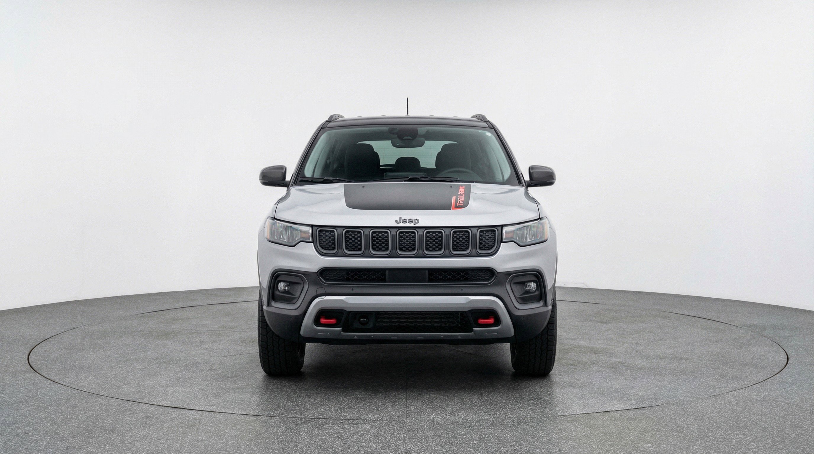 Used 2025 Jeep Compass Trailhawk AWD/4WD image 2