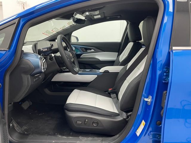 New 2026 Chevrolet Equinox EV LT w/ Convenience Package II image 11