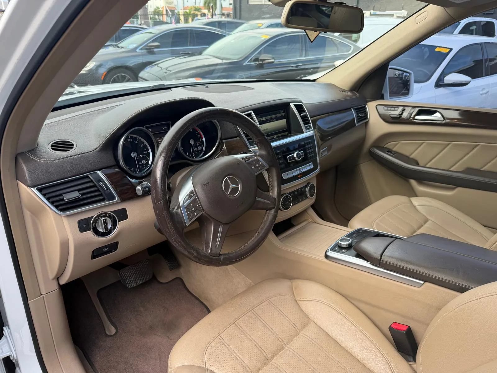 Used 2016 Mercedes-Benz GL 450 4MATIC w/ Premium I Package image 18