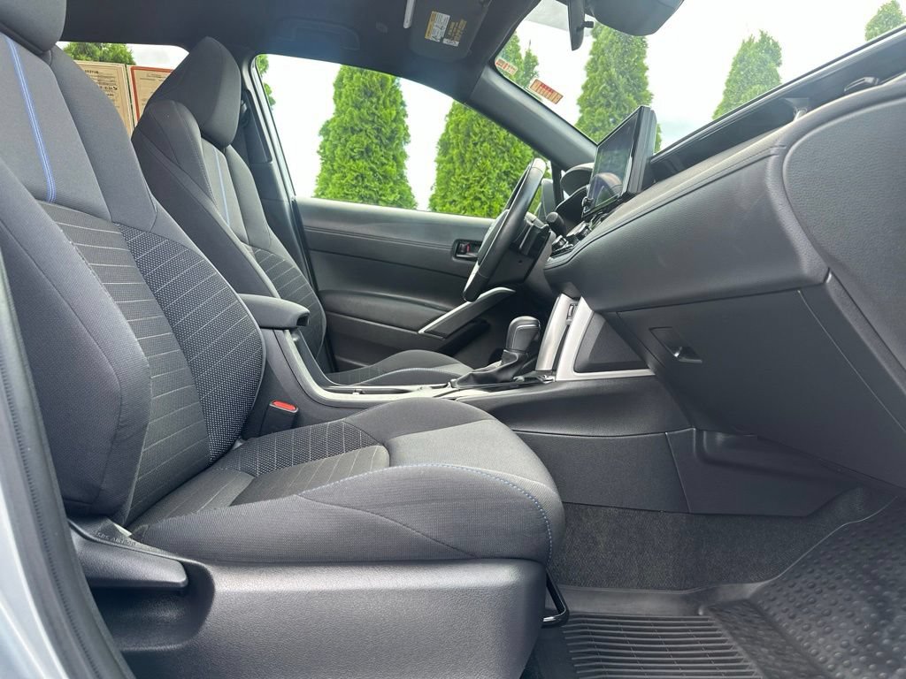 Certified 2023 Toyota Corolla Cross AWD Hybrid w/ Moonroof Package image 30