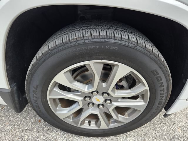 Used 2020 Chevrolet Traverse Premier FWD image 9