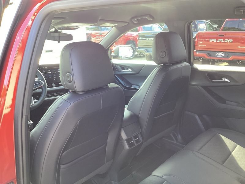 New 2027 Chevrolet Equinox LT w/ Convenience Package II AWD/4WD image 16