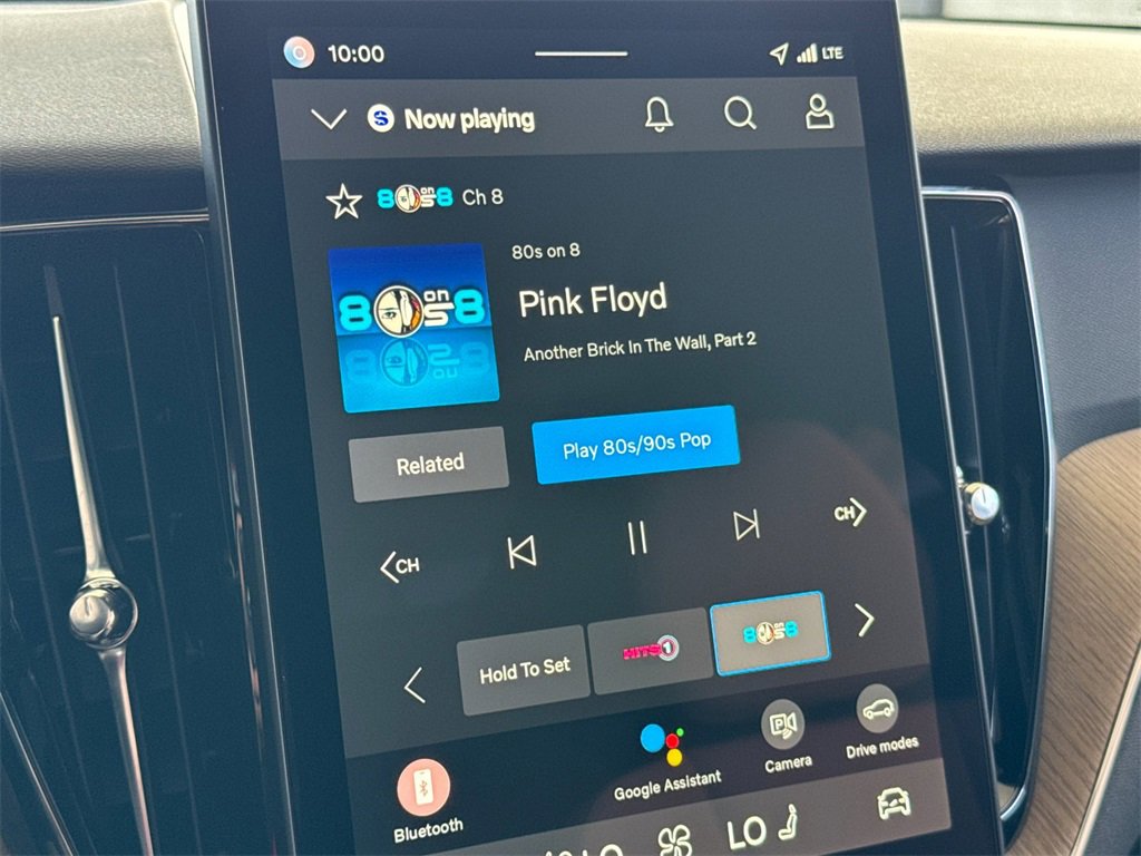 New 2026 Volvo XC60 B5 Plus w/ Climate Package PRO image 17