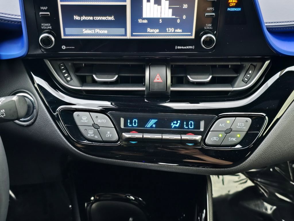 Used 2020 Toyota C-HR XLE FWD image 21