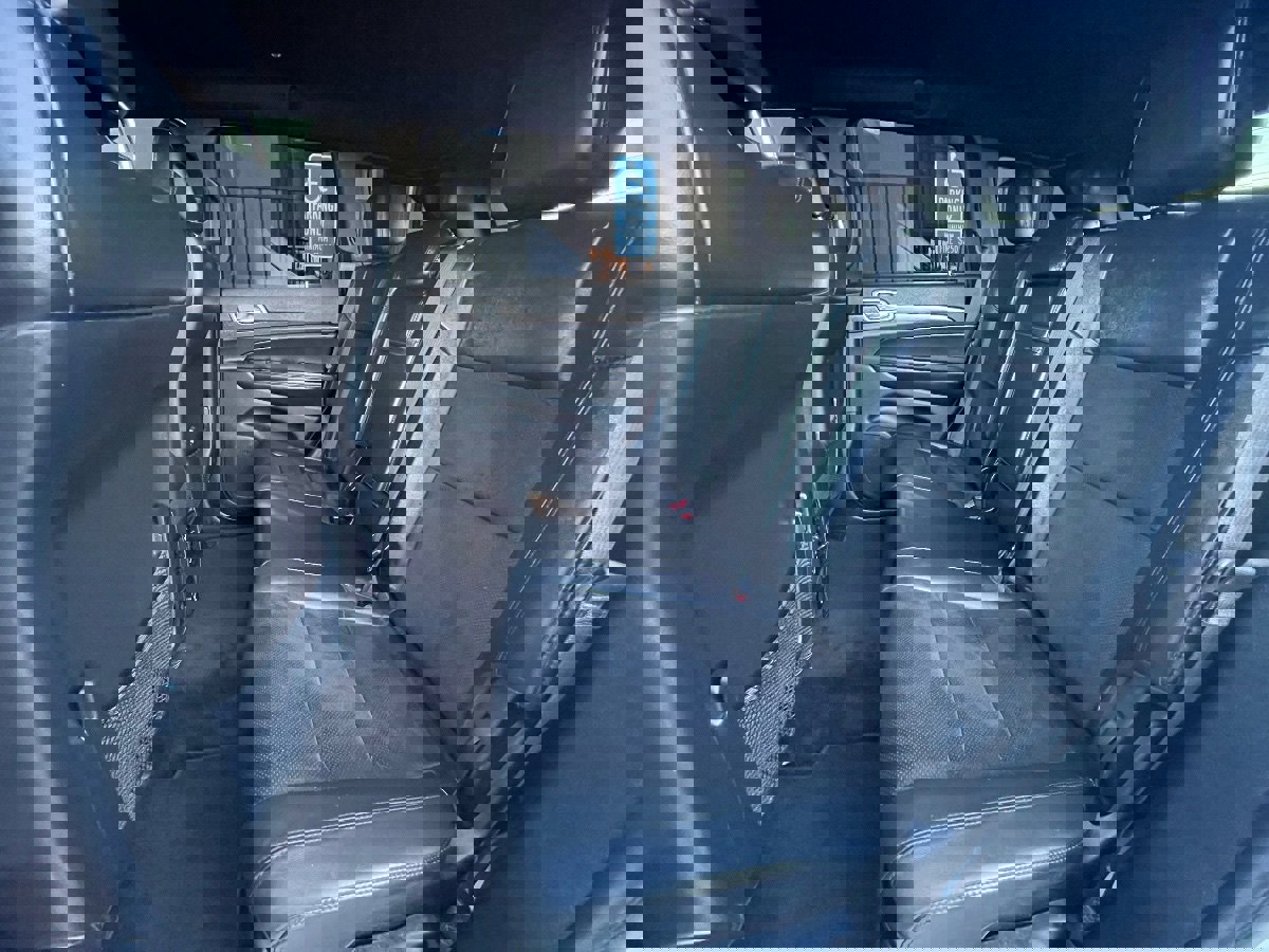 Used 2018 Jeep Grand Cherokee Altitude image 15