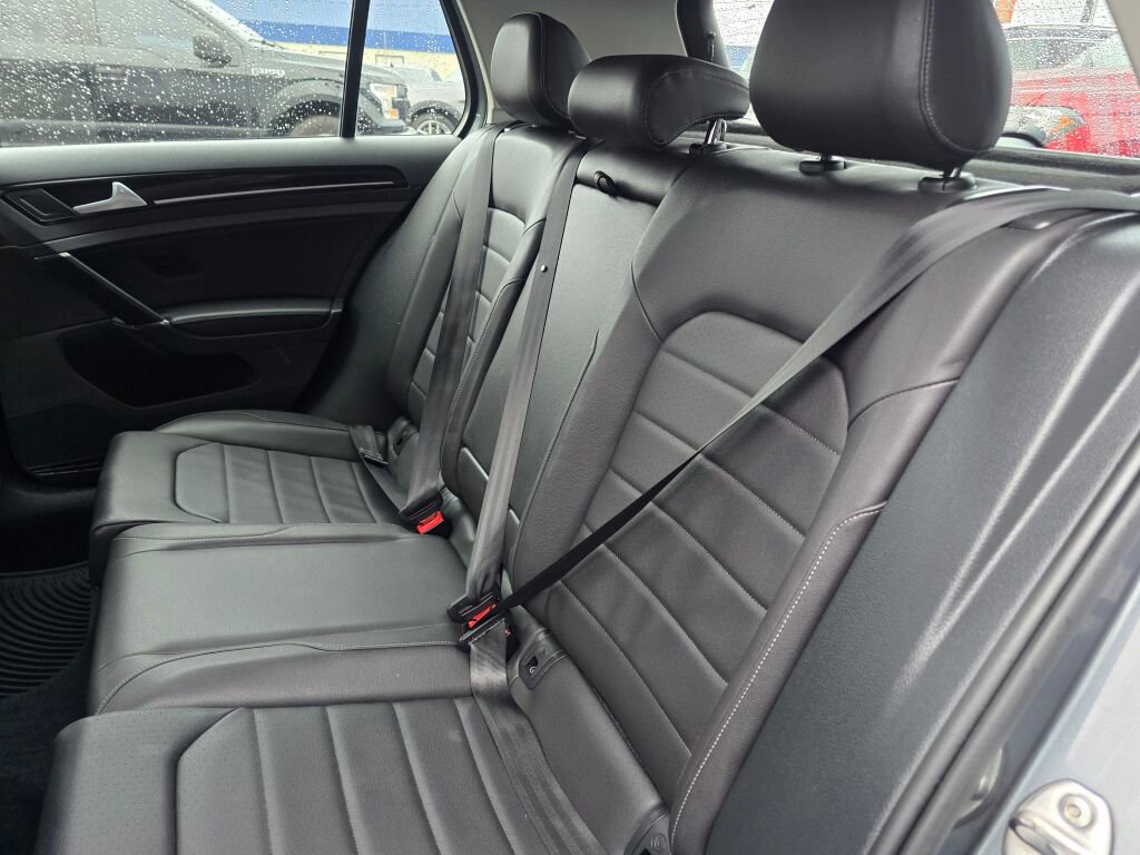 Used 2015 Volkswagen Golf SEL w/ Lighting Package (SEL) image 29