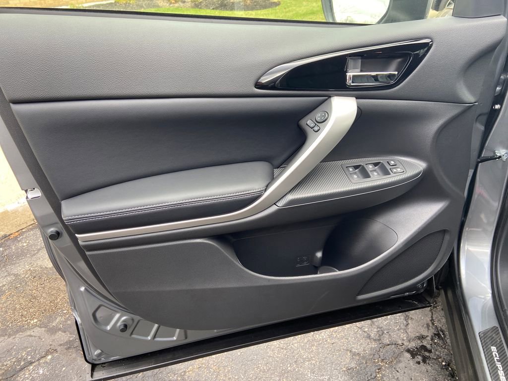 New 2026 Mitsubishi Eclipse Cross SEL AWD/4WD image 13