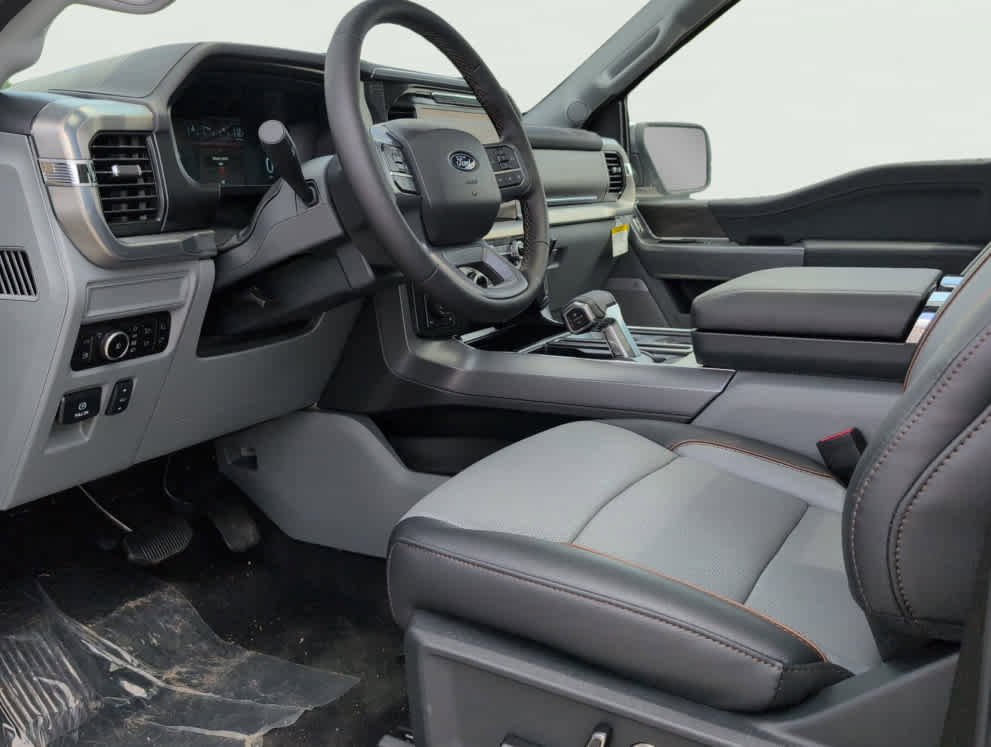 New 2025 Ford F150 Lariat w/ Equipment Group 502A High image 9