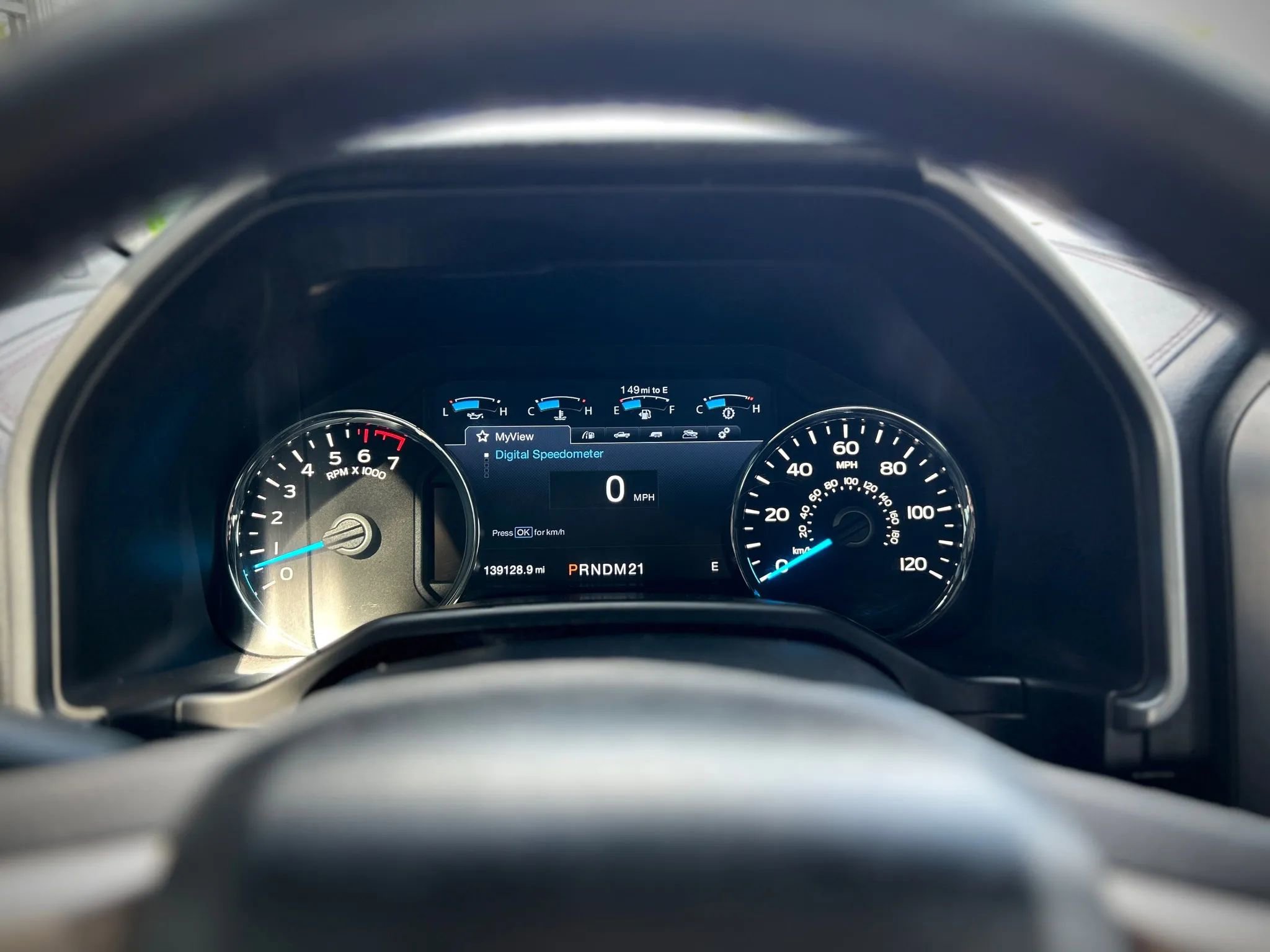 Used 2016 Ford F150 Platinum w/ Equipment Group 701A Luxury image 18