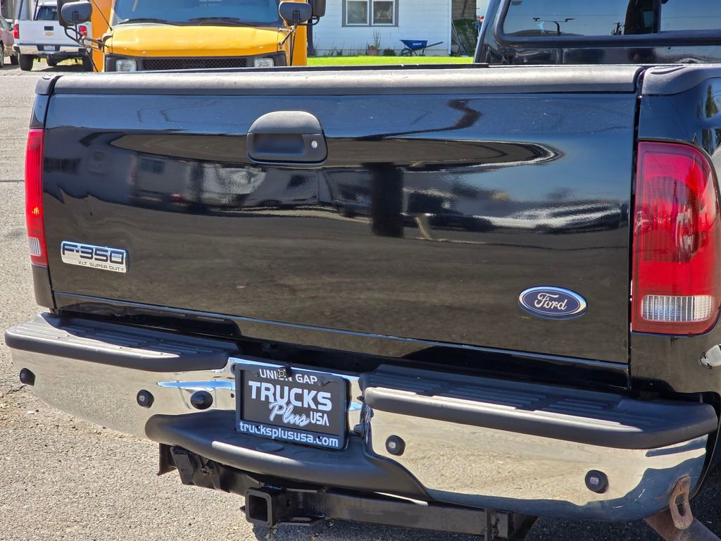 Used 2006 Ford F350 XLT image 13