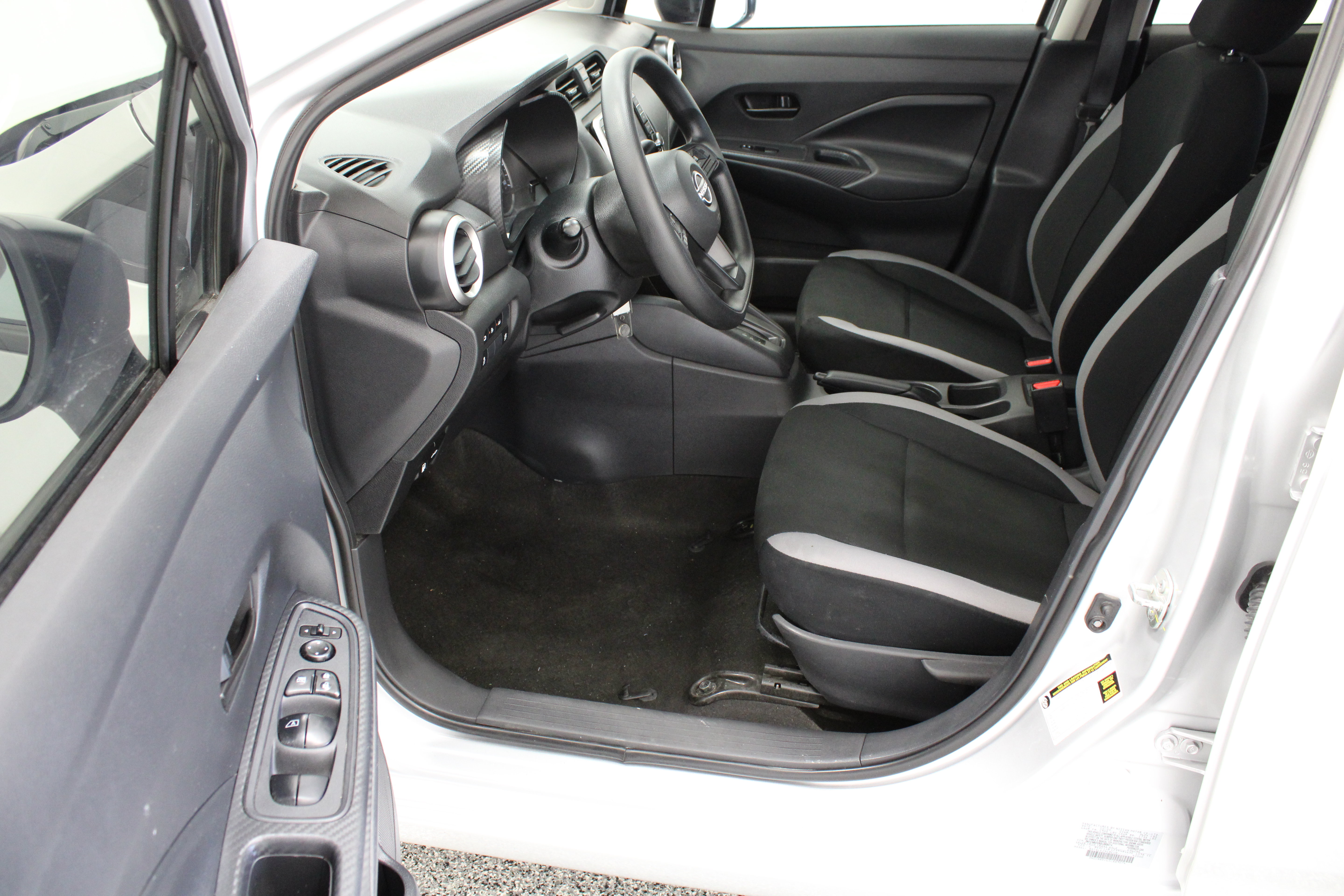 Used 2025 Nissan Versa S w/ Trunk Package FWD image 14