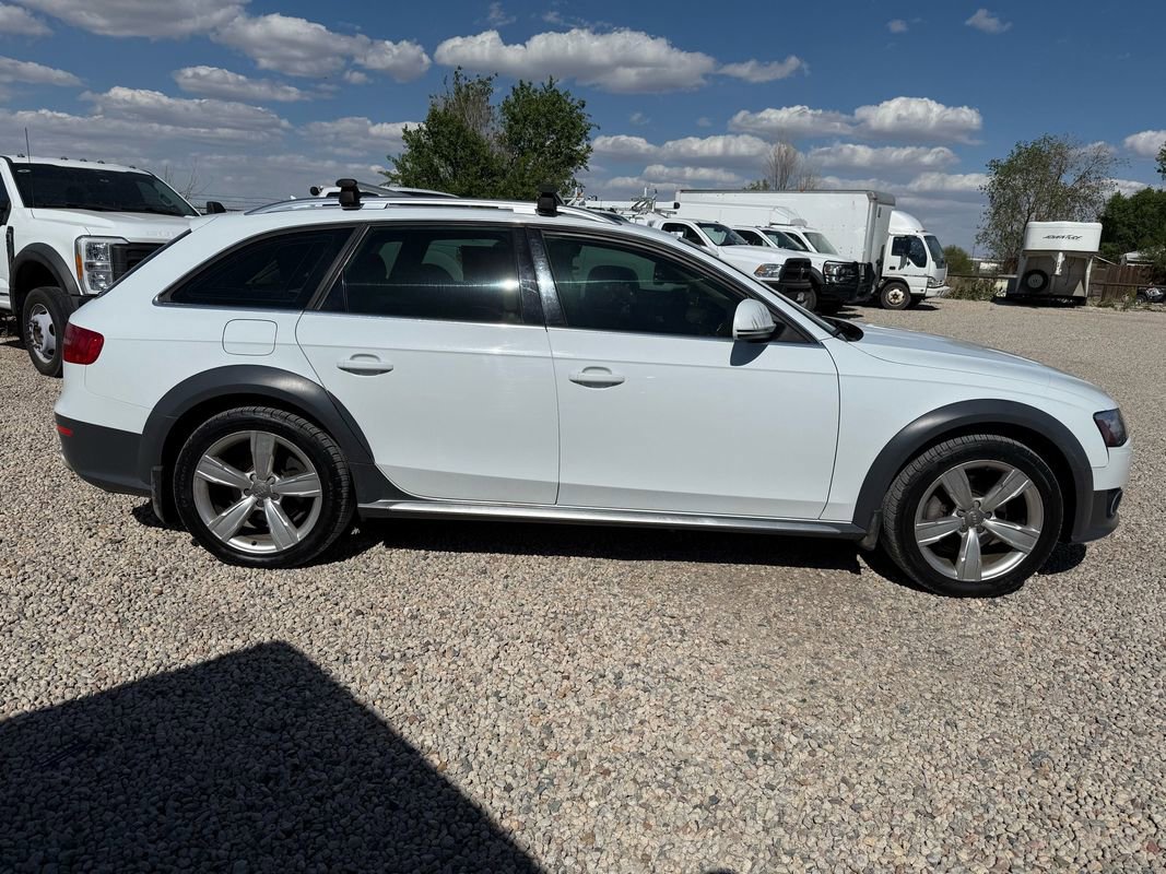 Used 2013 Audi A4 Prestige w/ Prestige Pkg AWD/4WD image 12