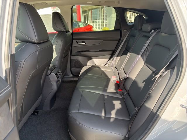 Certified 2025 Nissan Murano SL w/ Cargo Package AWD/4WD image 11