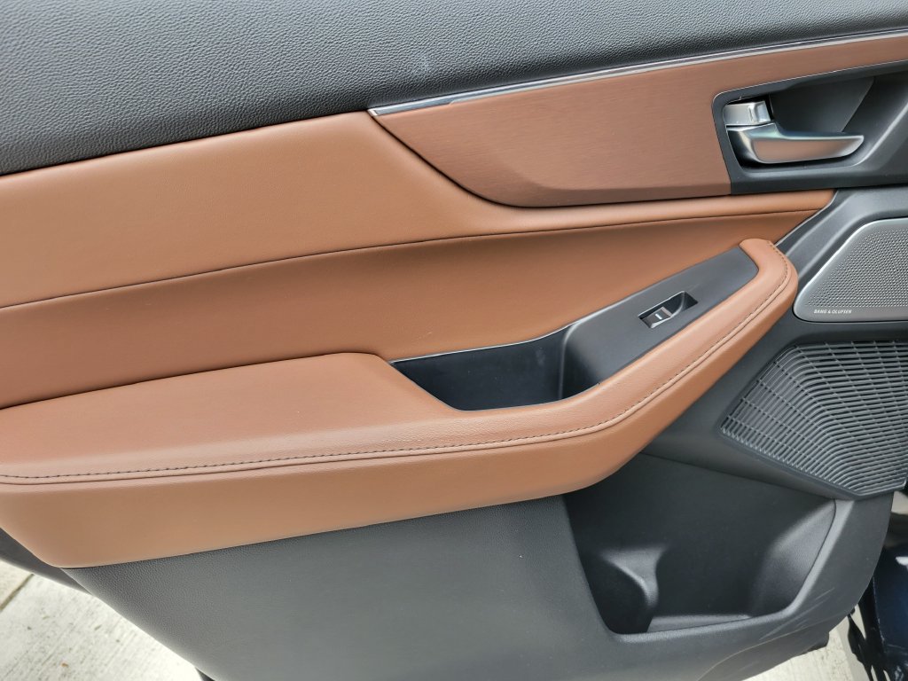 Used 2025 Acura MDX w/ Technology Package FWD image 15
