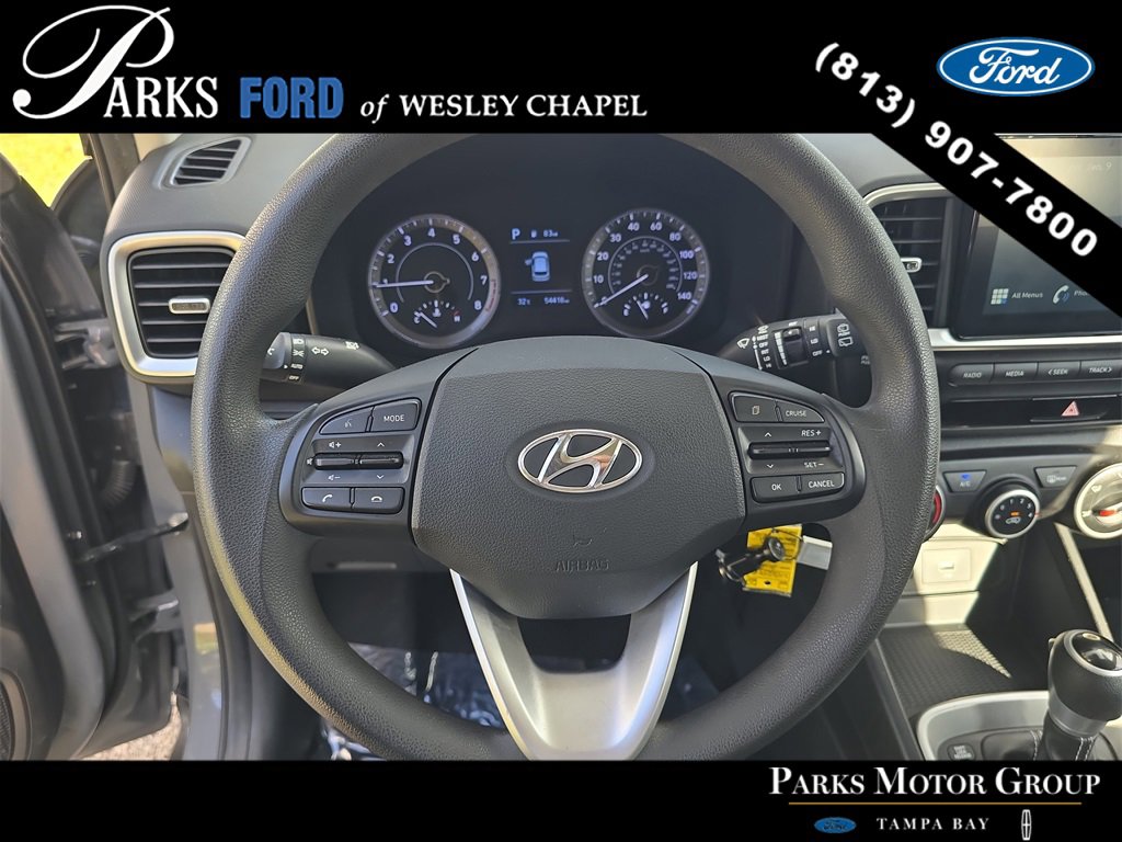 Used 2020 Hyundai Venue SE image 26