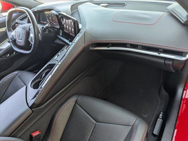 Used 2021 Chevrolet Corvette Stingray Premium Cpe w/ Z51 Performance Package image 18