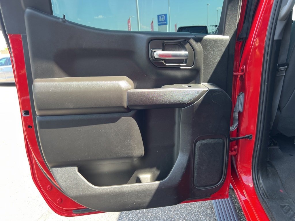 Used 2024 Chevrolet Silverado 1500 Custom image 16