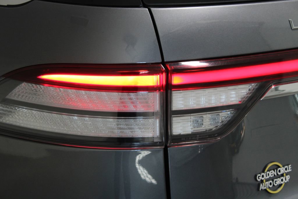 Used 2022 Lincoln Aviator Reserve w/ Equipment Group 201A AWD/4WD image 50