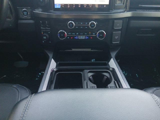 Certified 2024 Ford F250 Lariat w/ Lariat Ultimate Package AWD/4WD image 4