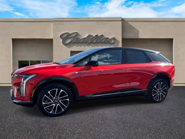 Certified 2025 Cadillac Optiq Sport 1 image 8