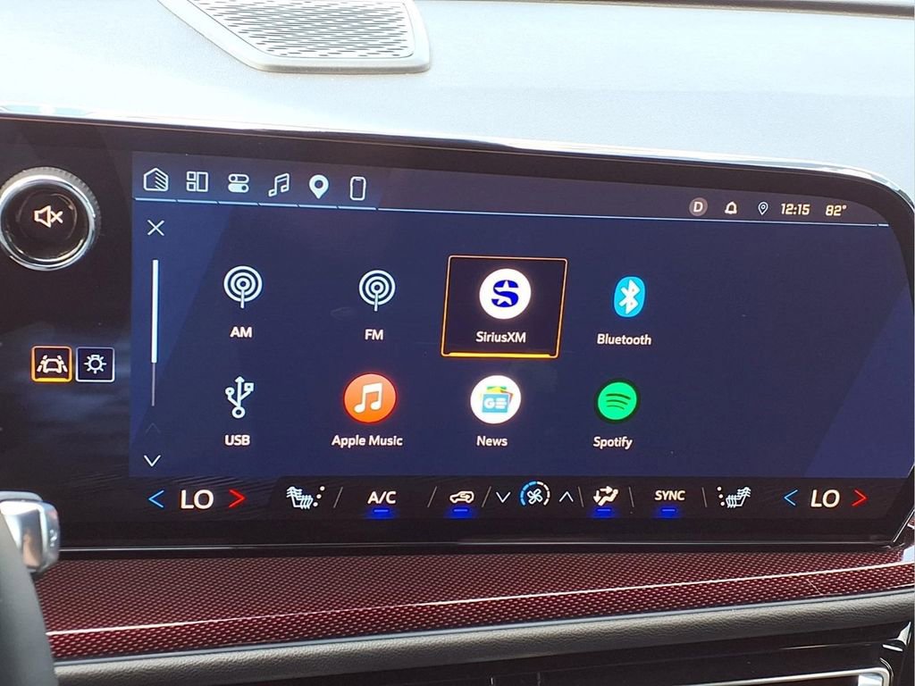 Used 2026 Chevrolet Traverse Z71 w/ Enhanced Driving Package AWD/4WD image 32