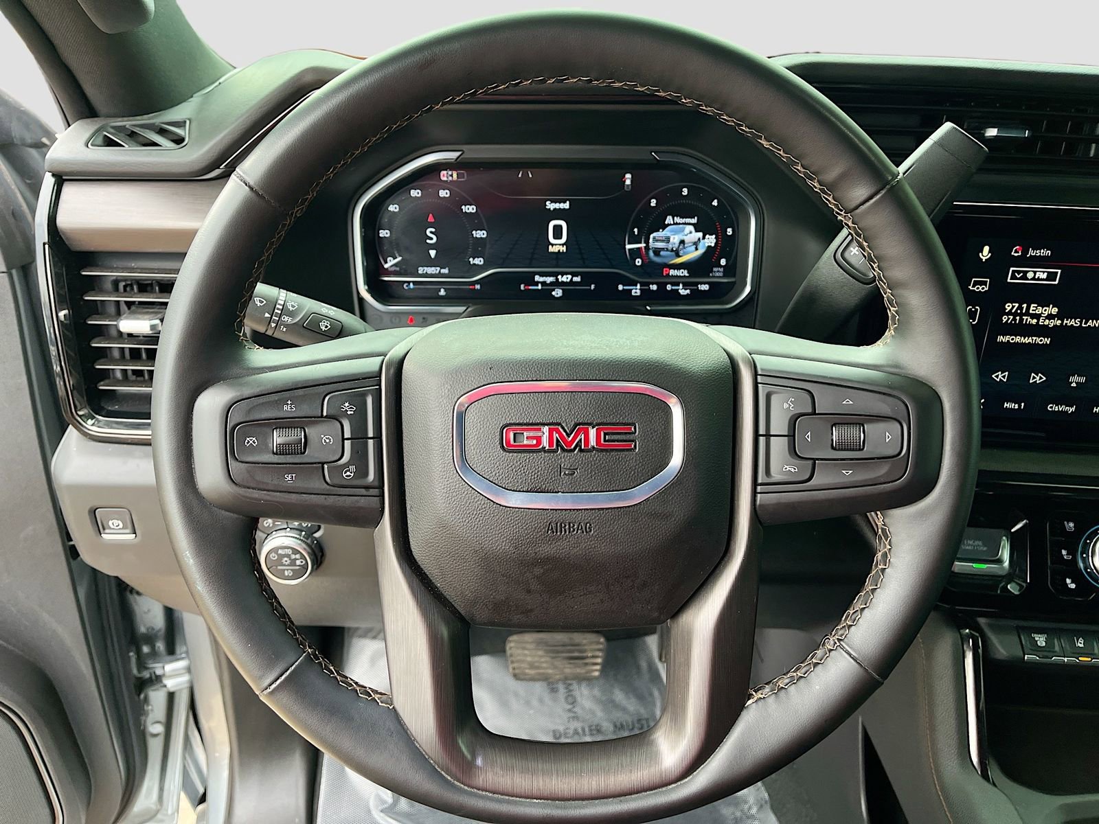 Used 2025 GMC Sierra 2500 AT4 w/ AT4 Premium Plus Package image 11