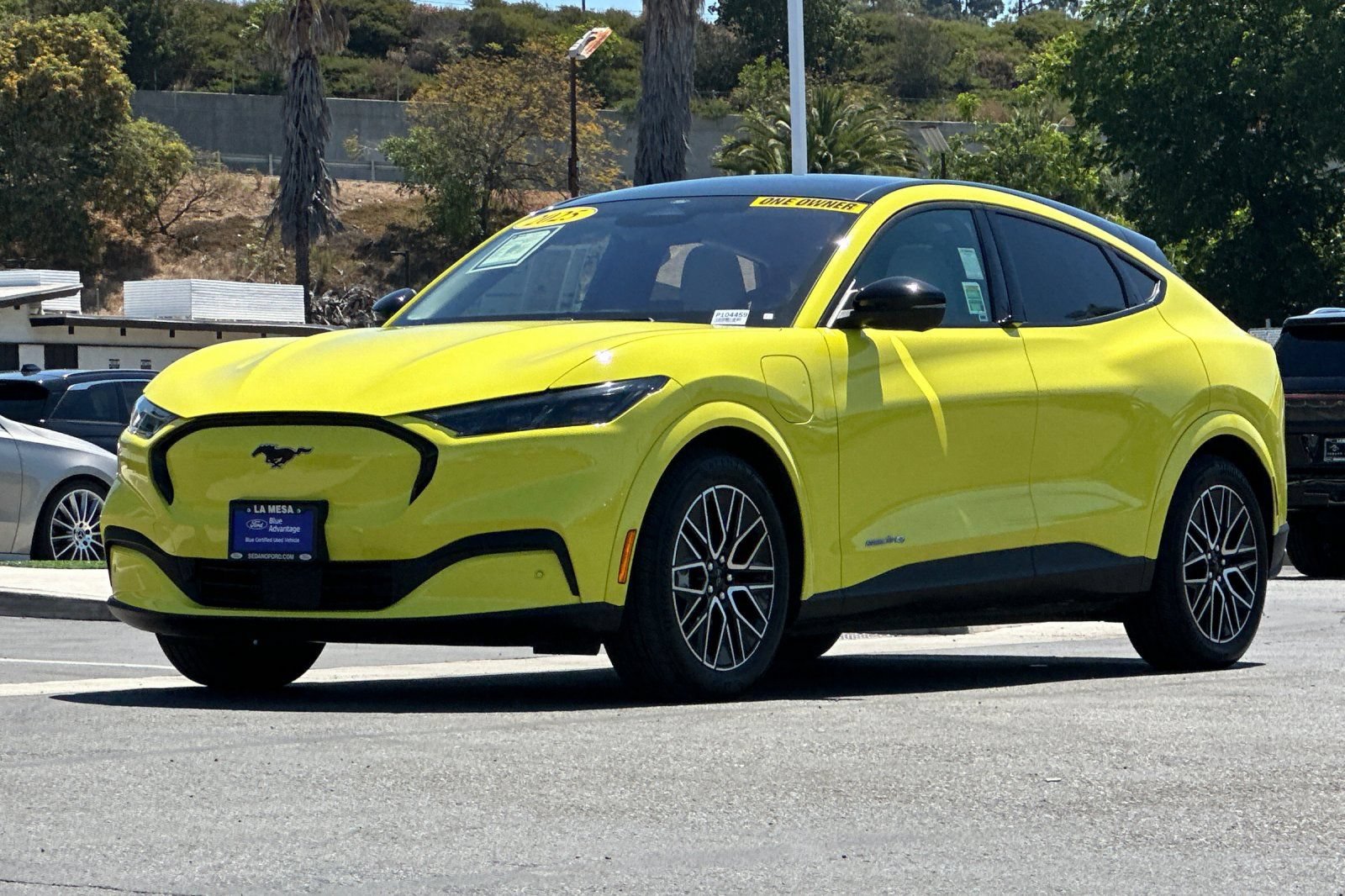 Certified 2025 Ford Mustang Mach-E Premium AWD/4WD image 7