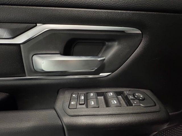 New 2026 RAM 1500 4x4 Crew Cab image 12
