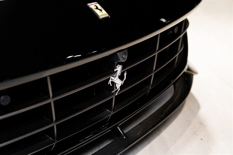 Used 2014 Ferrari F12 Berlinetta RWD image 9