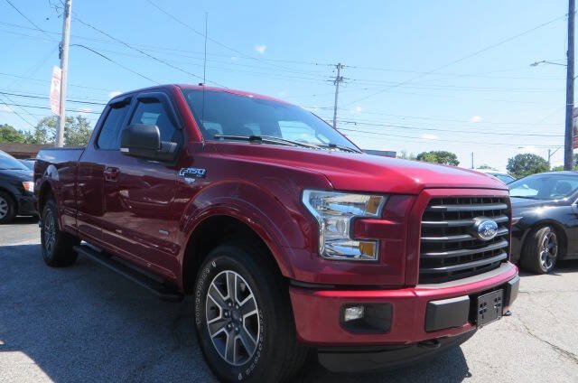 Used 2016 Ford F150 XLT w/ Equipment Group 301A Mid AWD/4WD image 2