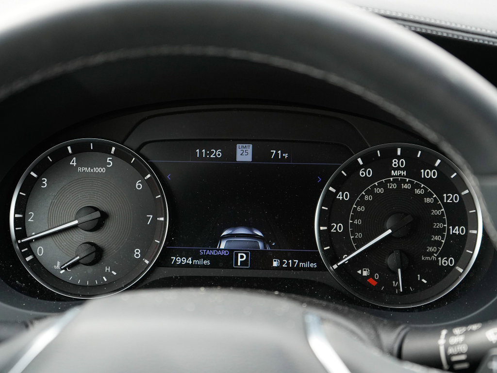 Used 2025 INFINITI QX55 Essential image 9