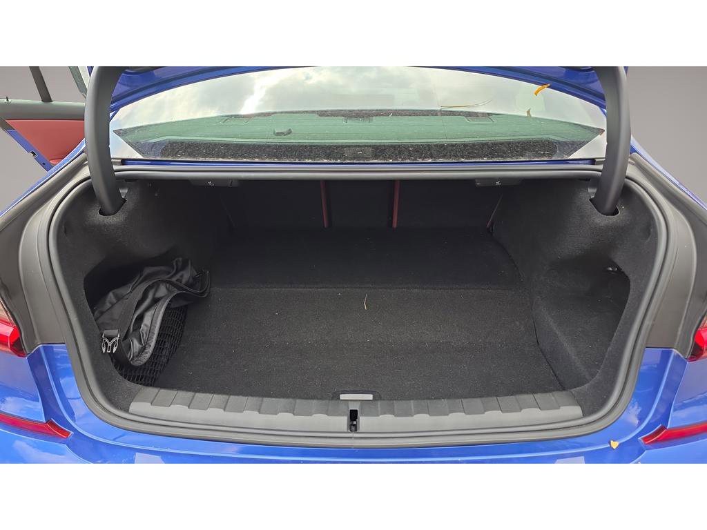 Used 2022 BMW 330e xDrive w/ M Sport Package image 27