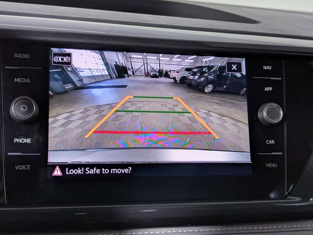 Used 2024 Volkswagen Taos SEL image 22