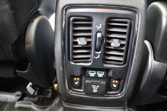 Used 2015 Dodge Durango Limited w/ Blacktop Package AWD/4WD image 34