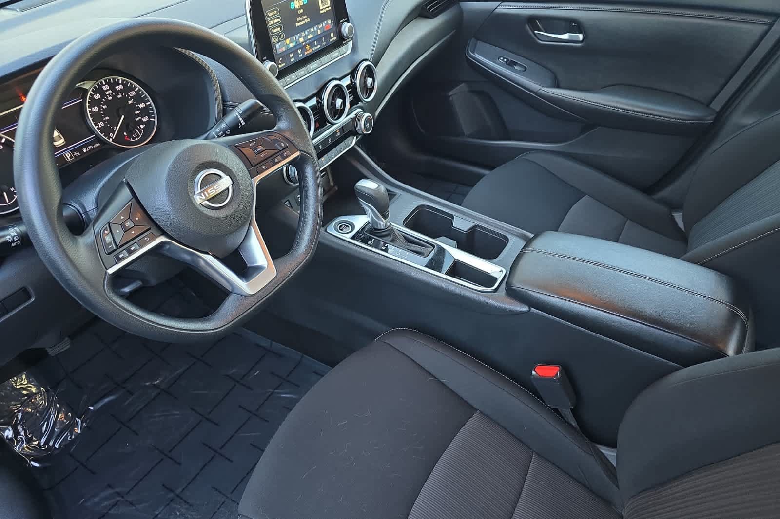 Used 2024 Nissan Sentra SV FWD image 11