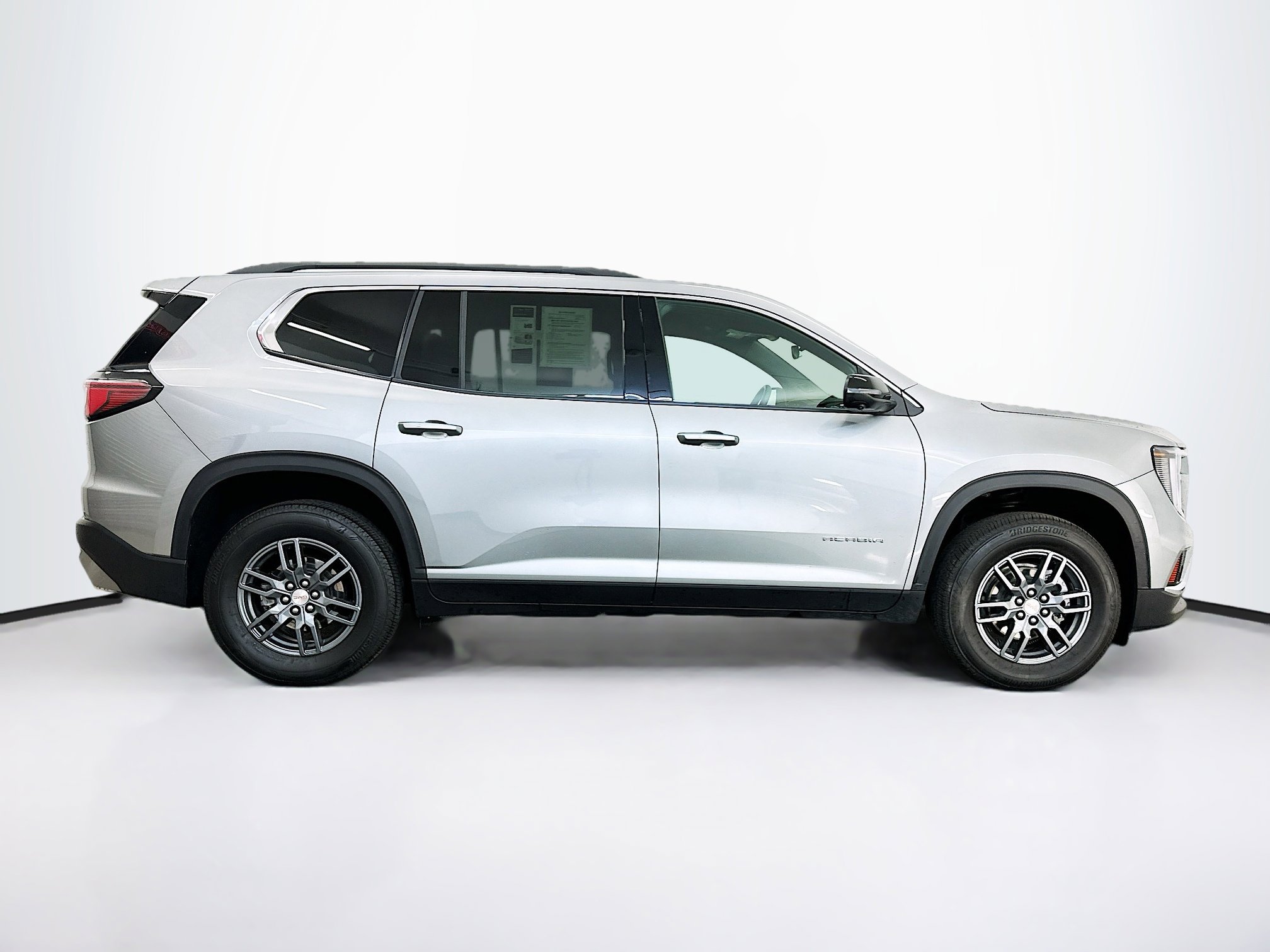 Used 2025 GMC Acadia Elevation image 10