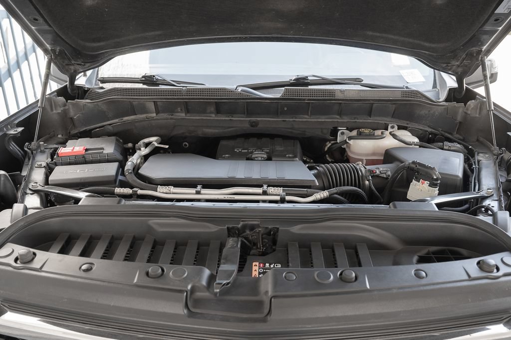 Used 2023 Chevrolet Silverado 1500 LT RWD image 13