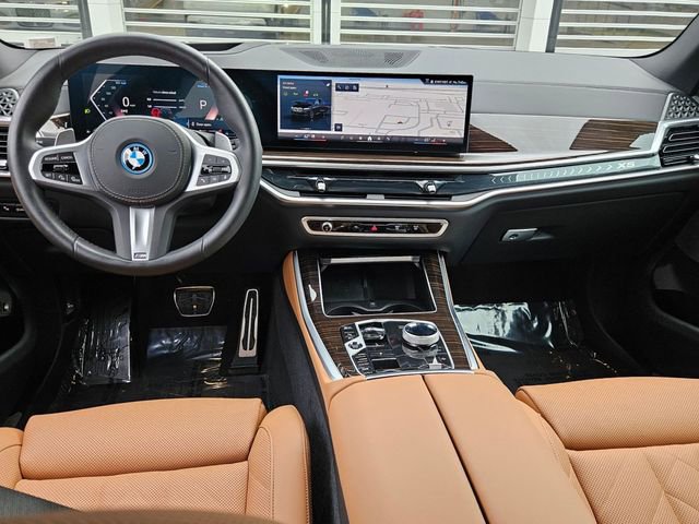 Certified 2025 BMW X5 xDrive50e w/ Executive Package image 13