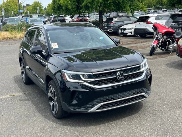 Used 2022 Volkswagen Taos SEL w/ Panoramic Sunroof Package AWD/4WD image 5