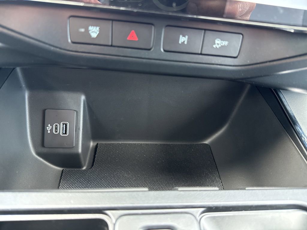 New 2025 Ford F150 Lightning Flash image 17