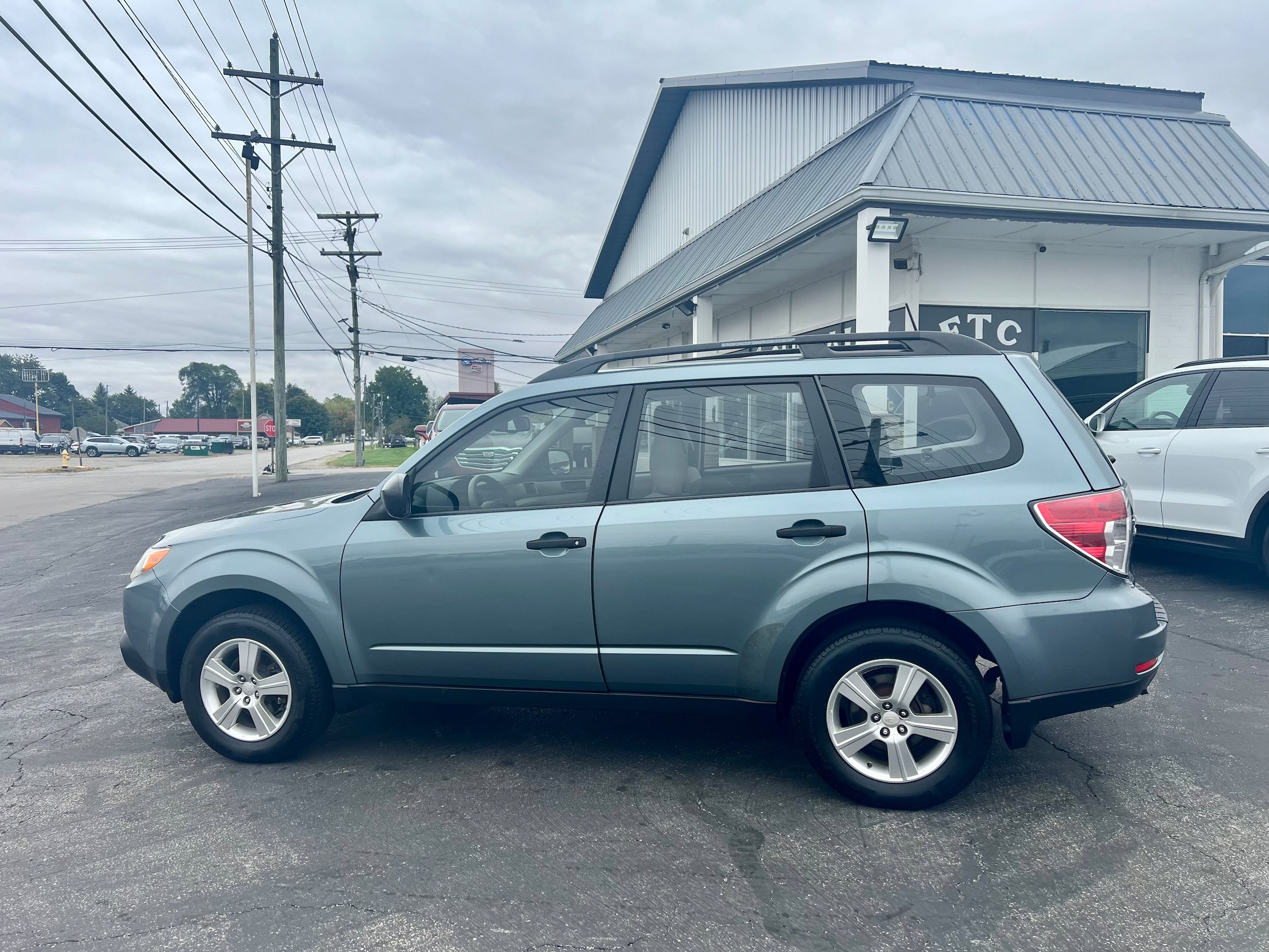 Used 2012 Subaru Forester 2.5X w/ Popular Pkg 3 AWD/4WD image 8