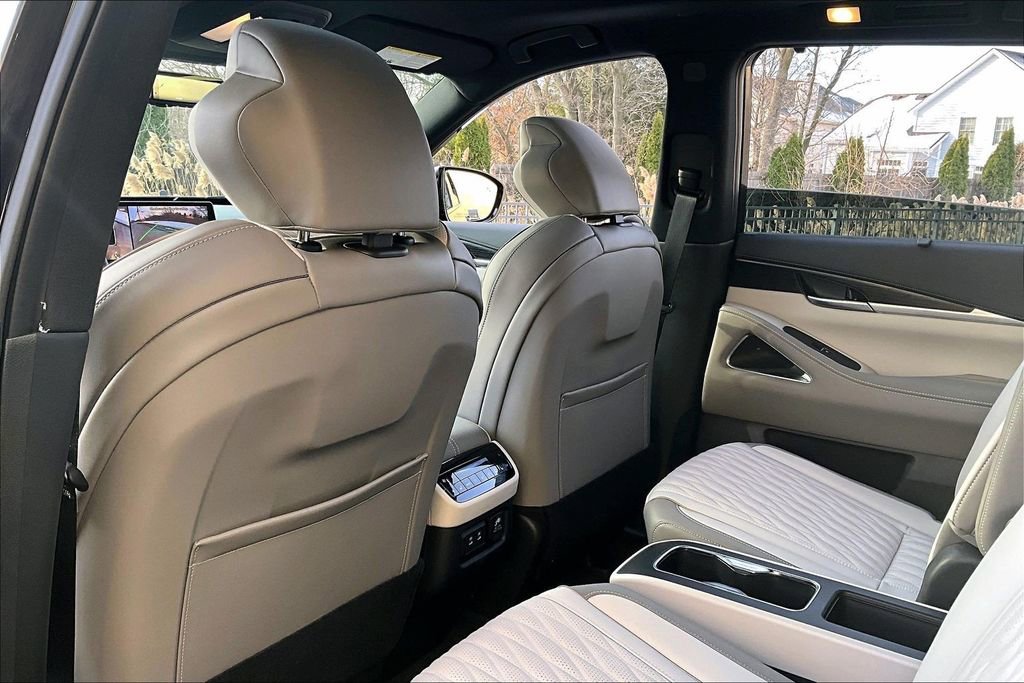 Certified 2026 INFINITI QX60 Autograph w/ Dark Cargo Package image 31