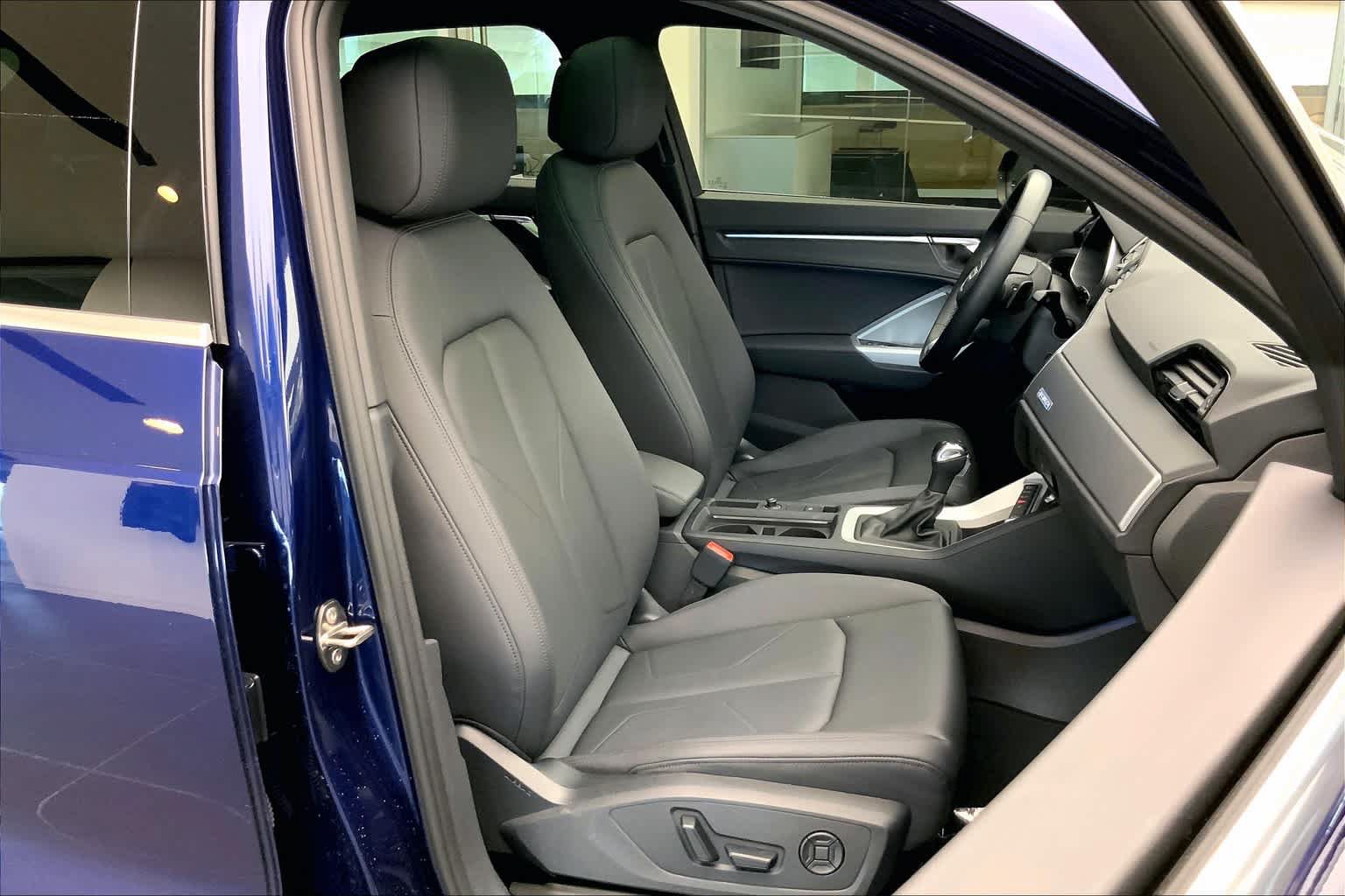 Used 2022 Audi Q3 2.0T Premium Plus AWD/4WD image 9