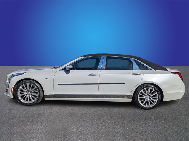 Used 2017 Cadillac CT6 Luxury image 2